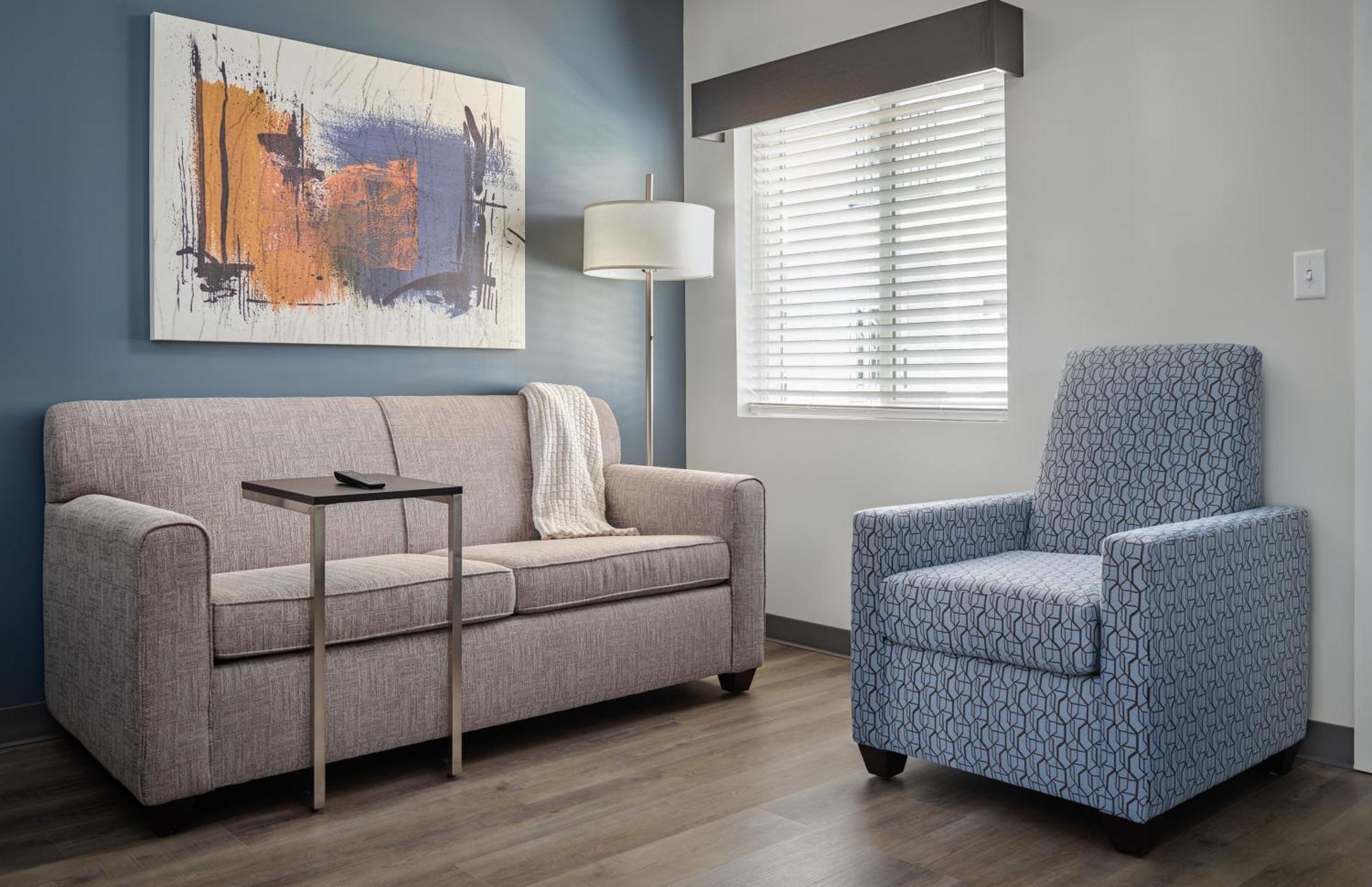 Stayapt Suites Columbus-Fort Benning Екстериор снимка